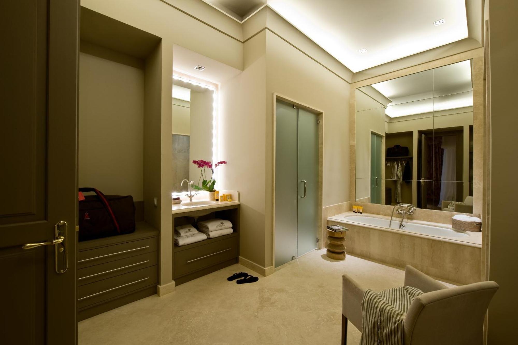 Finca Cortesin Hotel Golf & Spa カサーレス 部屋 写真